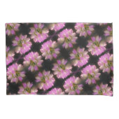 Pink en White Flower Close Up Pattern Kussensloop (Voorkant)