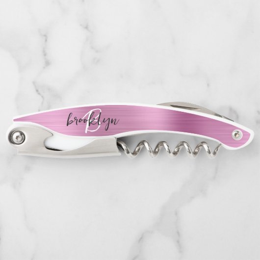 Pink Faux Brushed Metal Monogram Script Kurkentrekker (Voorkant)