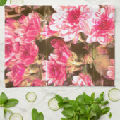 Pink Floral Bloom Pattern – Soft Botanical Design Theedoek (Gevouwen)