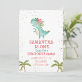Pink Floral Dino First Birthday Party Invite Kaart (Staand voorkant)