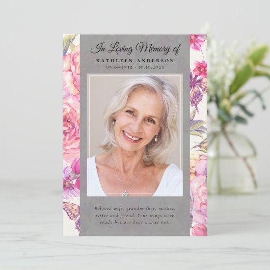 Pink Floral Photo Memorial Service Programma (Staand voorkant)