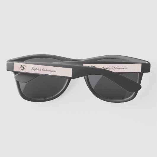 Pink Floral Quinceanera 15e verjaardag Zonnebrillen (Achterkant)