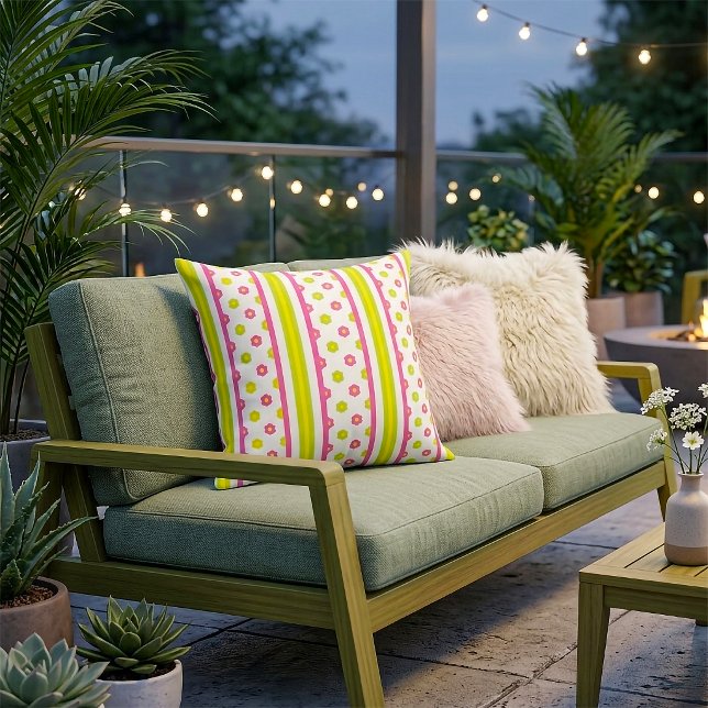 Pink Floral Stripe Pillow Kussen (Creator heeft geüpload)