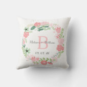 Pink Floral Wreath Personalized Wedding Pillow Kussen (Achterkant)