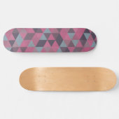 Pink geometric triangles persoonlijk skateboard (Horizontaal)