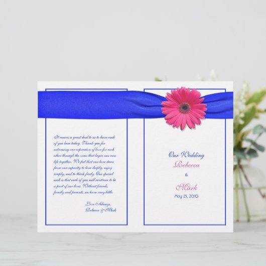 Pink Gerber Daisy Blue Ribbon Wedding Programme (Staand voorkant)