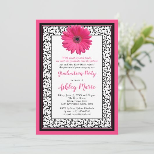 Pink Gerbera Daisy Floral Afstuderen Uitnodiging (Staand voorkant)