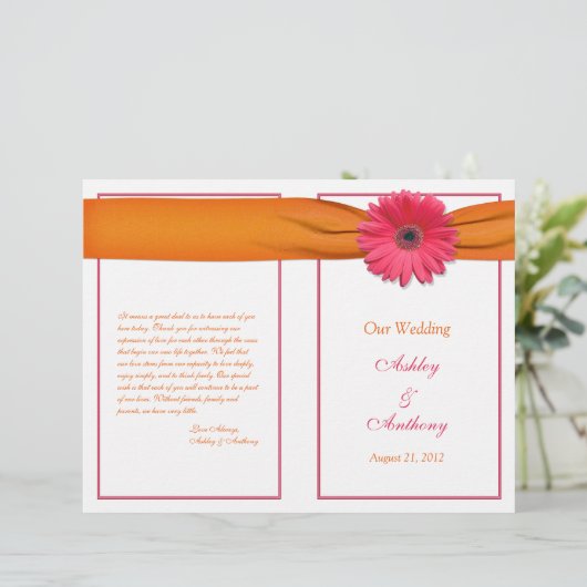 Pink Gerbera Daisy Oranje Ribbon Wedding Programme (Staand voorkant)