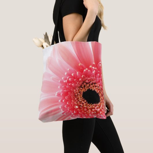 Pink Gerbera Daisy Tote Bag (Dichtbij)