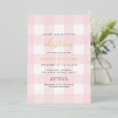 Pink Gingham Christening Folie Folie Uitnodiging (Staand Voorkant)