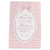 Pink Gingham Coquette Bow Birthday Party Favors Medium Cadeauzakje (Achterkant)