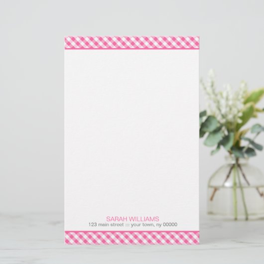 Pink Gingham Pattern Briefpapier (Staand voorkant)