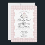 Pink Gingham Preppy Ghost Spooky Een 1e Verjaardag Kaart<br><div class="desc">Ons boekje is een spookachtig boek! Maak je klaar voor een spooktaculair feest met onze Schattigee Pastel Pink Ghost themafeestdecor! Dit charmante ontwerp is voorzien van een schattige geest met een pompoen snoepjes mand, tegen een lichtroze golvende rand en een preppy gingham achtergrond. Perfect voor een leuke en feestelijke Halloween...</div>