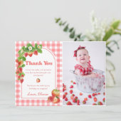 Pink Gingham Strawberry Verjaardag Bedankt Card Kaart (Staand voorkant)