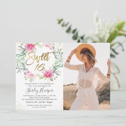 Pink Gold Floral Greenery Sweet 16 Birthday Foto Kaart (Staand voorkant)