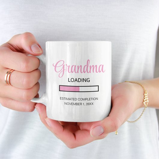 Pink Grandma Loading Zwangerschap Aankondiging Koffiemok