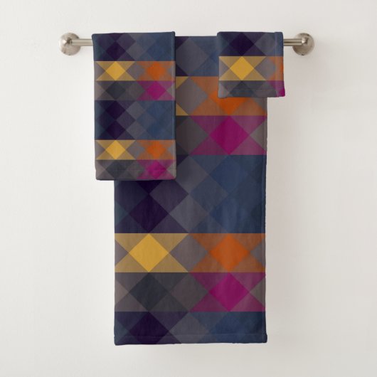 pink gray purple orange and blue geometric bad handdoek (Insitu)