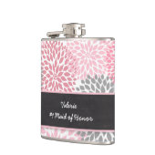 Pink Grey Dahlia Maid of Honor bruiloft party gift Heupfles (Links)