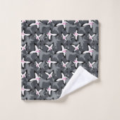 Pink grey modern abstract flowers bad handdoek (Wasdoekje)