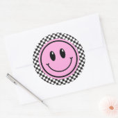 Pink Happy Face Checker Verjaardag voor kinderen Ronde Sticker (Envelop)
