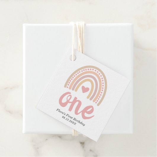 Pink Heart Cute Girl Boho Rainbow First Birthday Bedankjes Labels (In situ)