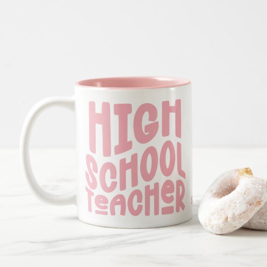 Pink High School Teacher Appreciation Tweekleurige Koffiemok (Met donut)