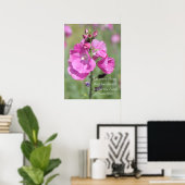 Pink Hollyhock Popgeheven Poster (Thuiskantoor)