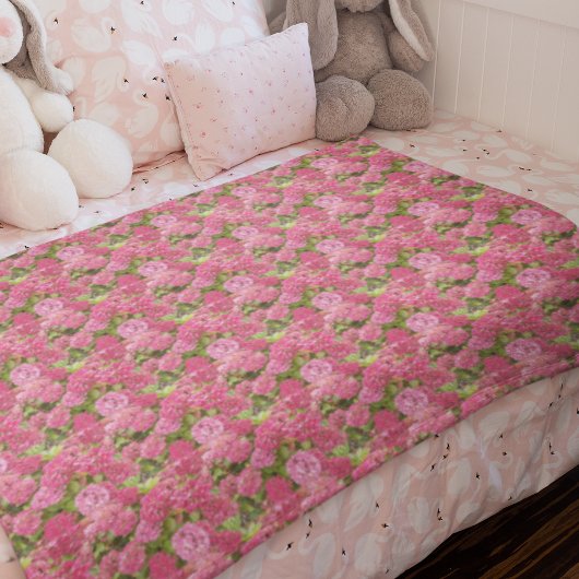 Pink Hydrangea Blooms Floral Pattern Fleece Deken