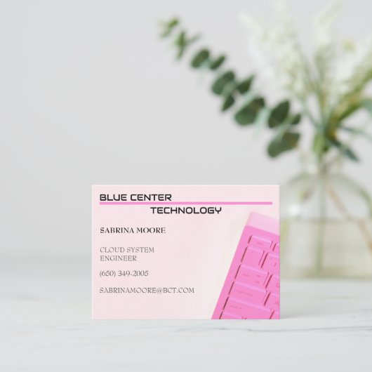 Pink Keyboard Information Technology Visitekaartje (Staand voorkant)