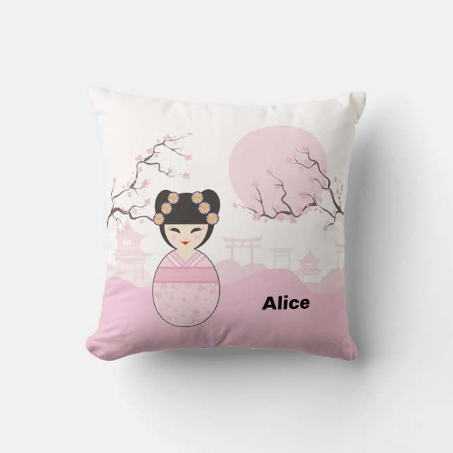 Pink Kokeshi Doll Typical Japanese Landscape Kussen (Voorkant)