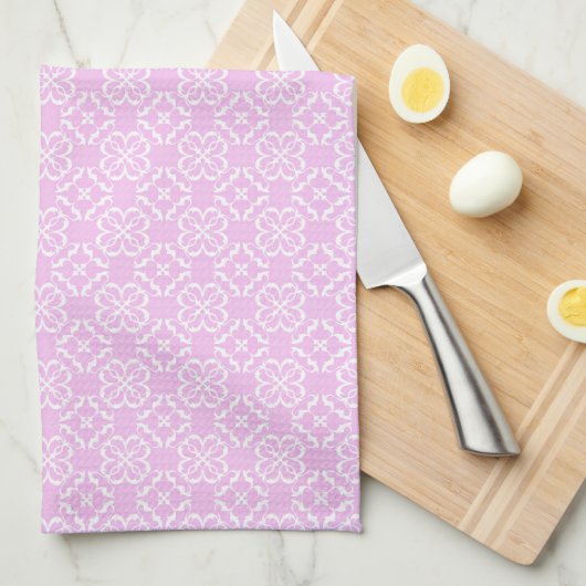 Pink Lace & White Floral Lattice Pattern Theedoek (Quarter Fold)
