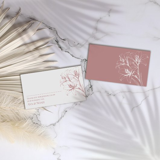 Pink Lily Outline Wedding Plaatskaartje