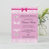 Pink Lingerie Shower Bridal Party Lace Bow nodigt  Kaart (Staand voorkant)