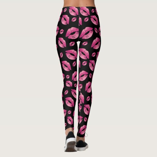 Pink Lips Pattern Black Leggings (Achterkant)