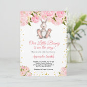 Pink Little Bunny Gold Baby shower Uitnodiging (Staand voorkant)