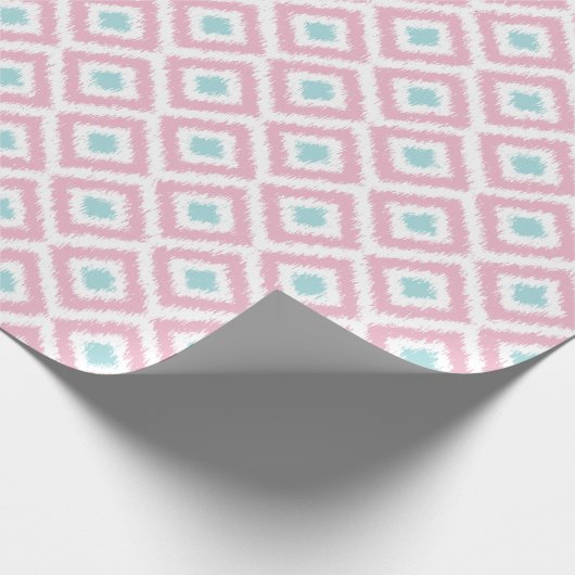 Pink Mint Diamonds Ikat Pattern Cadeaupapier (Hoek)