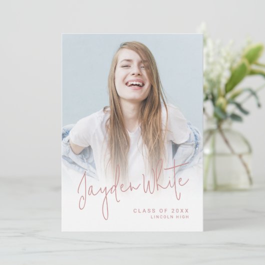 Pink Modern Script 4 Photo Afstuderen aangekondigd Kaart (Staand voorkant)