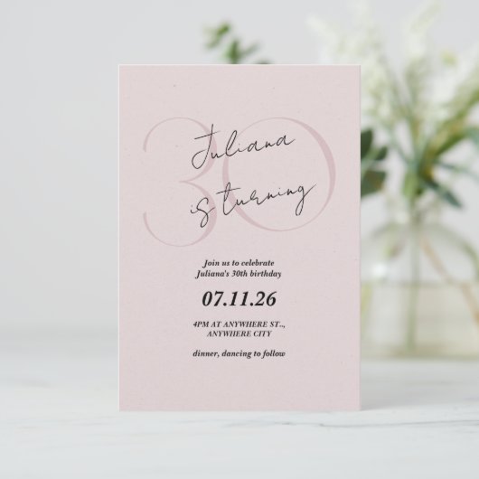 Pink Modern, Simple 30th Birthday Invitation Kaart (Staand voorkant)
