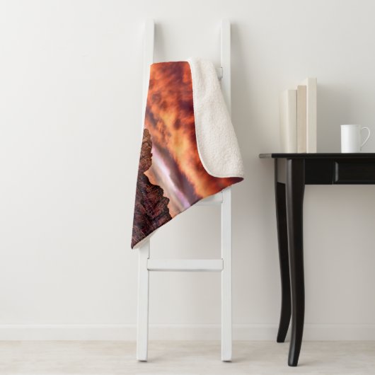 Pink Morning Glory Sherpa Deken (In situ)