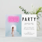 Pink Neon Elegant Ombre Afstudeerder Foto Party In Kaart (Staand voorkant)