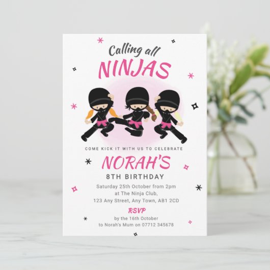 Pink Ninja Birthday Invitation Girls Karate Party Kaart (Staand voorkant)