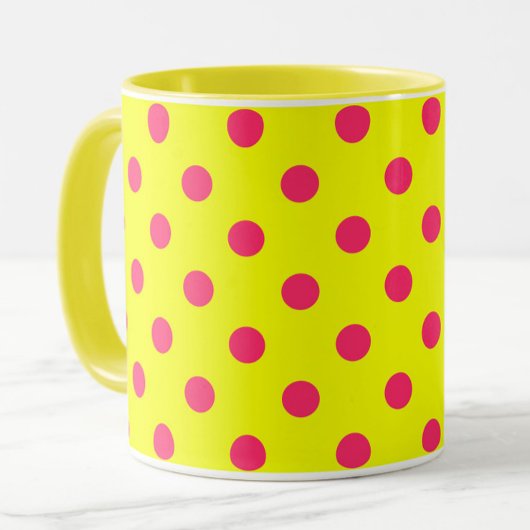 Pink On Yellow Polka Dots Pattern Design Mok