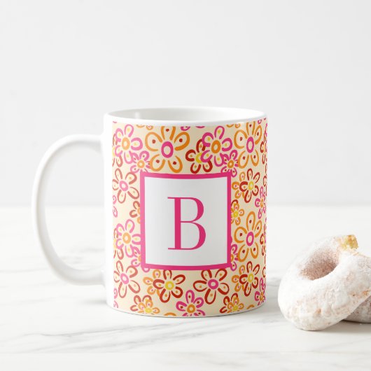 Pink Orange Retro Daisy Flowers Initial Monogram Koffiemok (Met donut)