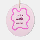 Pink pastel retro wedding border frame name date keramisch ornament (Links)