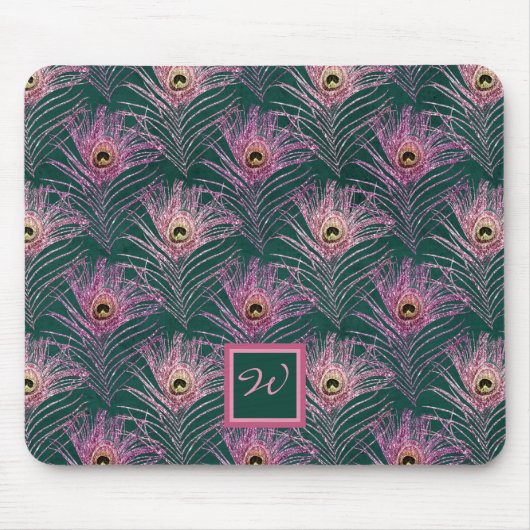 Pink Peacock Feathers en Monogram op Deep Green Muismat (Voorkant)