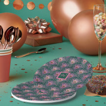 Pink Peacock Feathers en Monogram op Deep Green