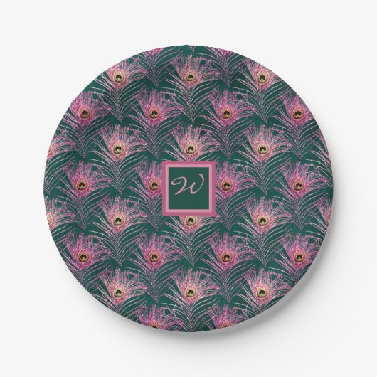 Pink Peacock Feathers en Monogram op Deep Green Papieren Bordje (Voorkant)