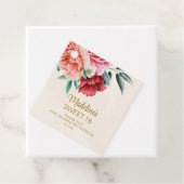 Pink Peonies Burgundy Floral Leaves Sweet 16 Bedankjes Labels (In situ)