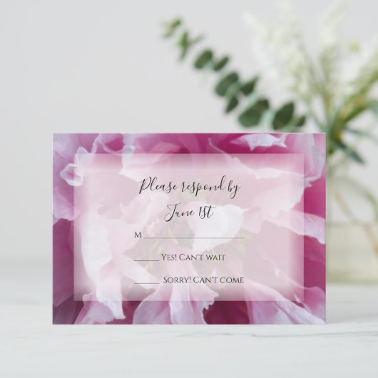 Pink Peony Wedding RSVP Response Kaart (Staand voorkant)