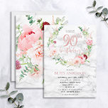 Pink Peony Wreath Roos Gold Marble Typografie 90th Kaart<br><div class="desc">Hands op mijn favoriete design tot nu toe, deze prachtige verjaardagsuitnodiging is voorzien van de mooiste waterverf die ik ooit heb gezien - zo realistisch dat ze eruit zien als foto's! Een poot van roze pinda's en astilbe, dahlias, alliumballen, eucalyptustakken, en een delicaat, ruw chrysanthemum omringen een roos gouden faux...</div>
